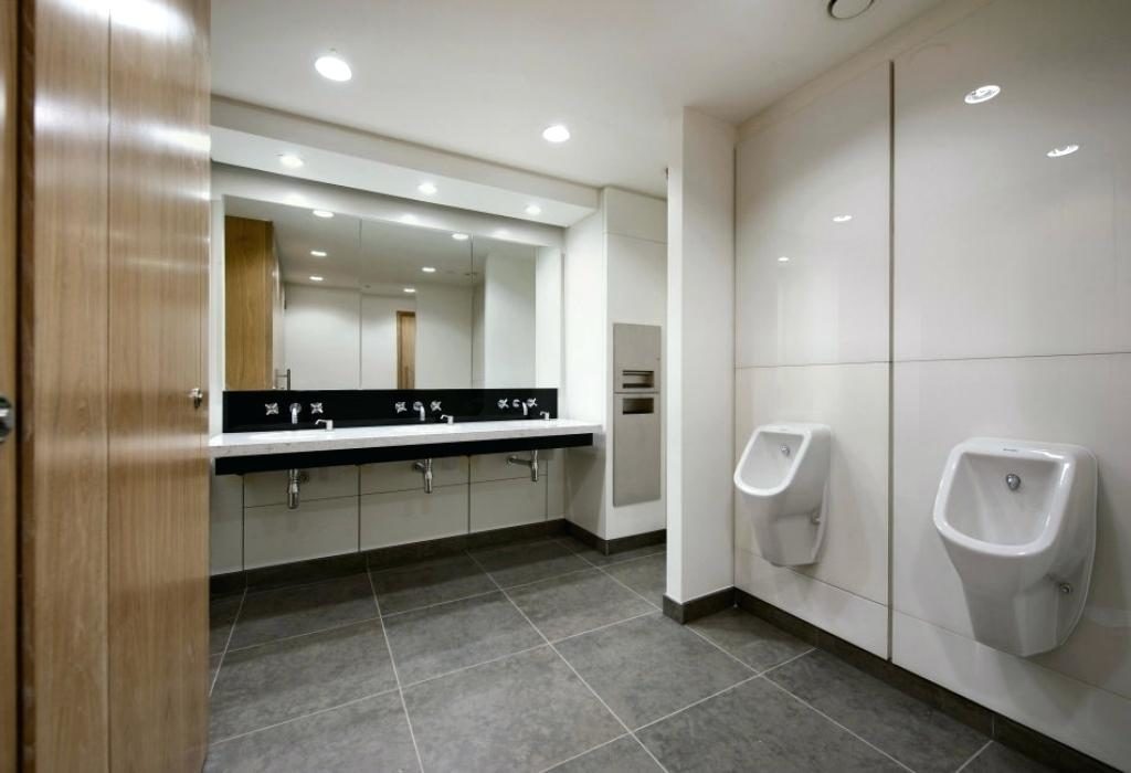 office-restroom-cleaning3-1024x700